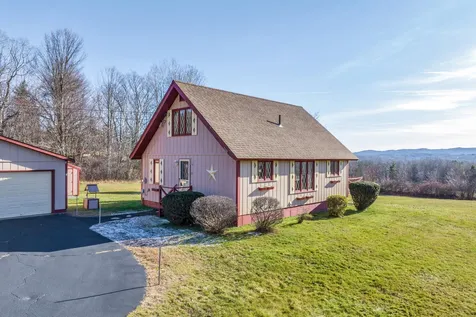 53 Vista Heights Tilton NH 03276