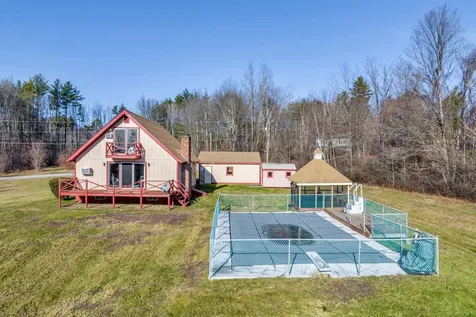 53 Vista Heights Tilton NH 03276