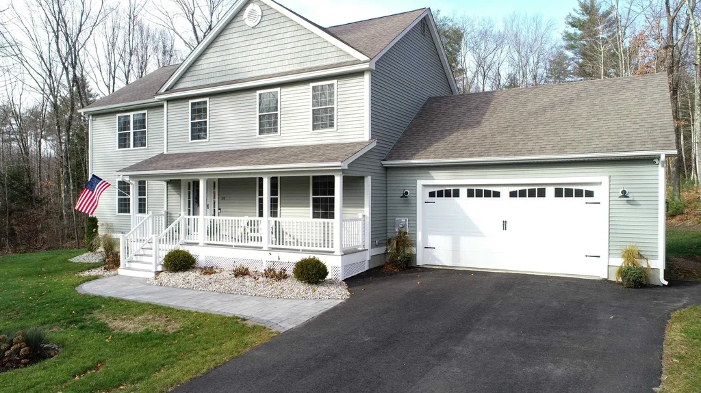 80 Juniper Circle Auburn NH 03032