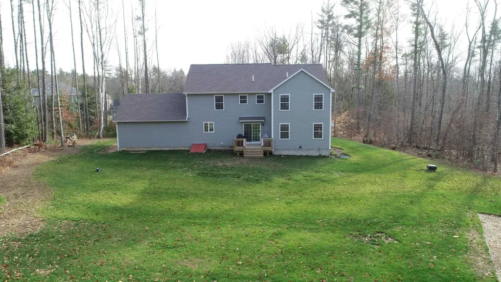 80 Juniper Circle Auburn NH 03032