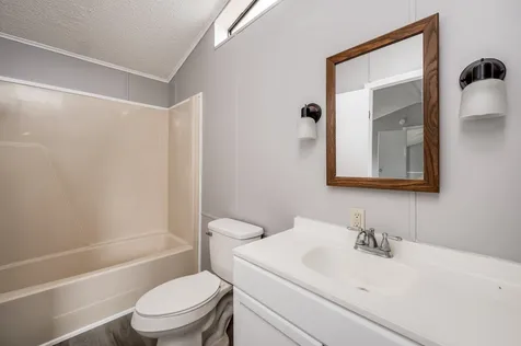 7 North Cranberry Lane Rochester NH 03867