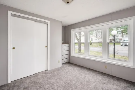 7 North Cranberry Lane Rochester NH 03867