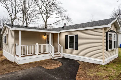 7 North Cranberry Lane Rochester NH 03867