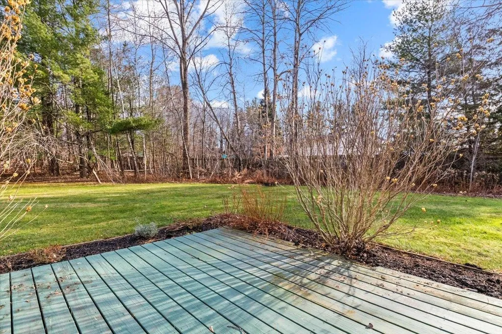 19 Hideaway Lane Williston VT 05495