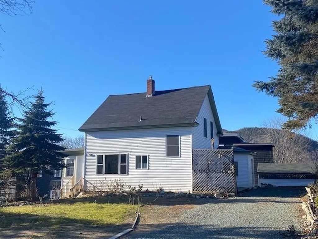 103 Elm Street Berlin NH 03570