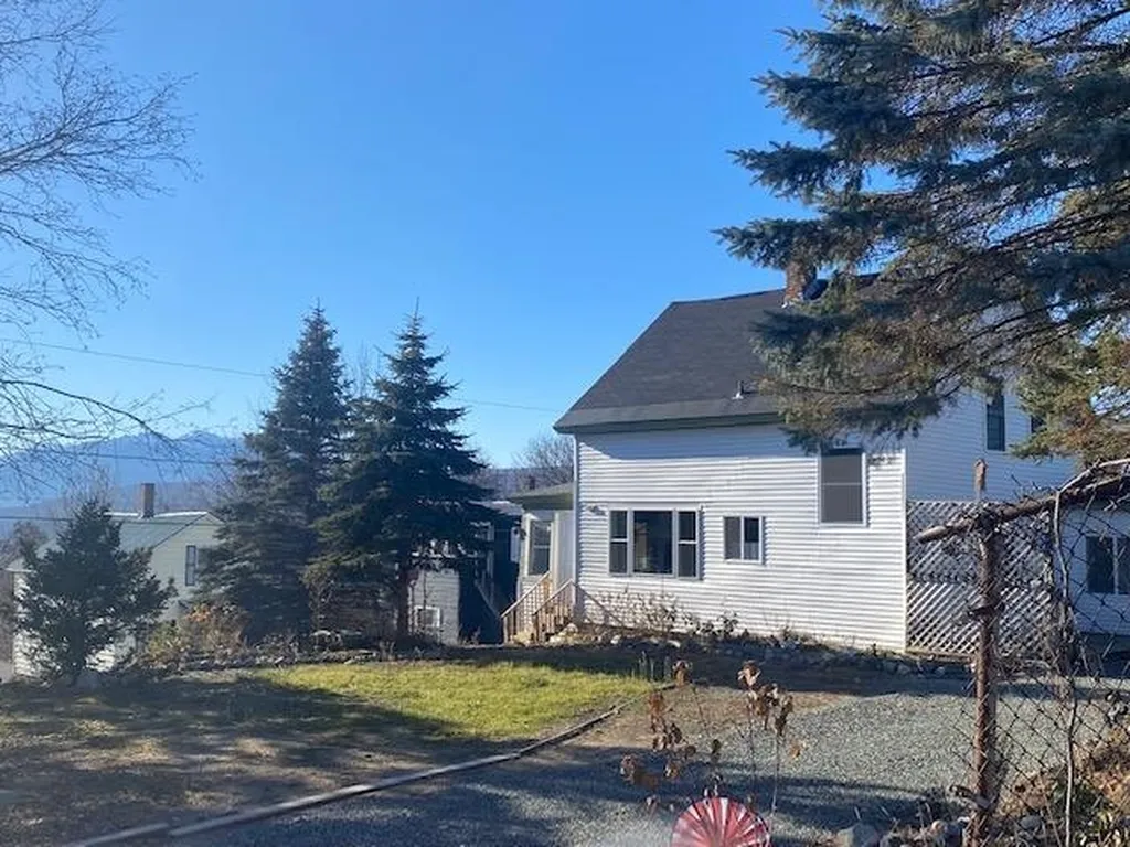 103 Elm Street Berlin NH 03570