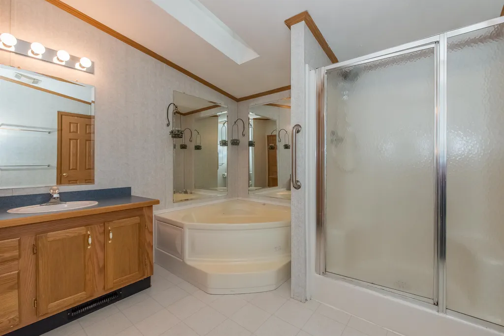2 Jamaica Lane Rochester NH 03867