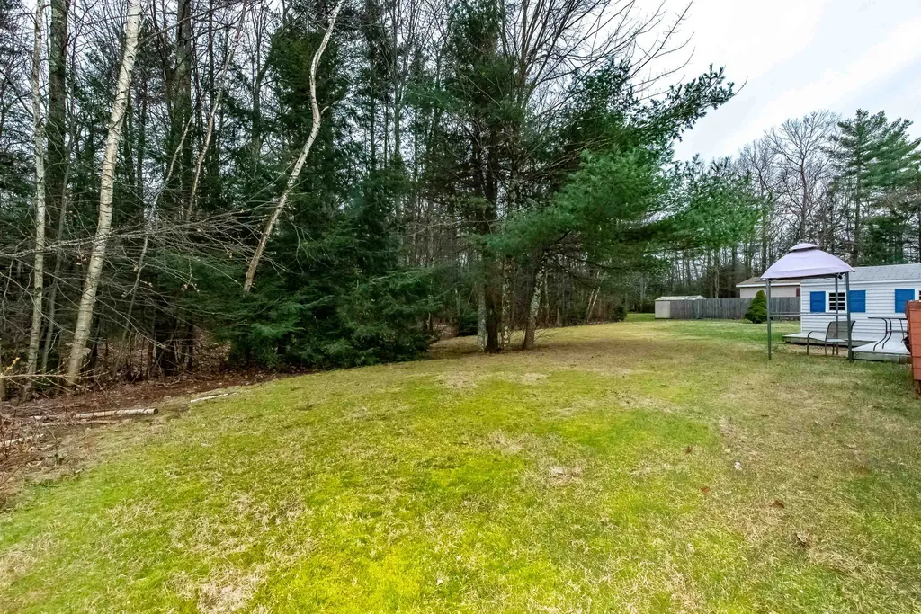 2 Jamaica Lane Rochester NH 03867