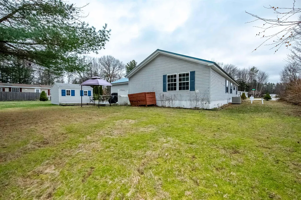 2 Jamaica Lane Rochester NH 03867