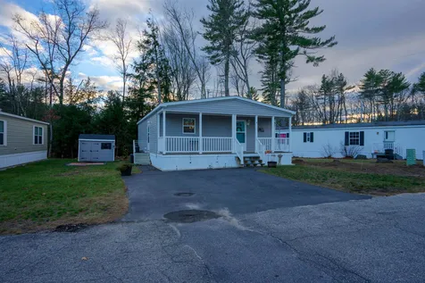 5 Atlas Place Derry NH 03038