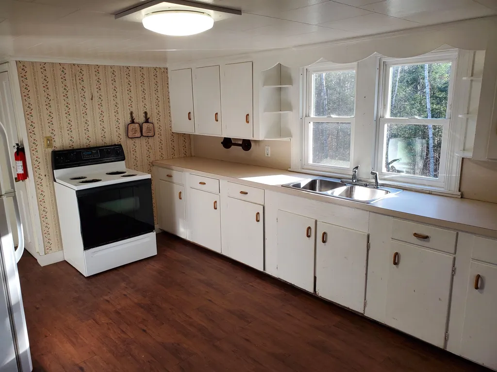 886 Forest Road Alstead NH 03602