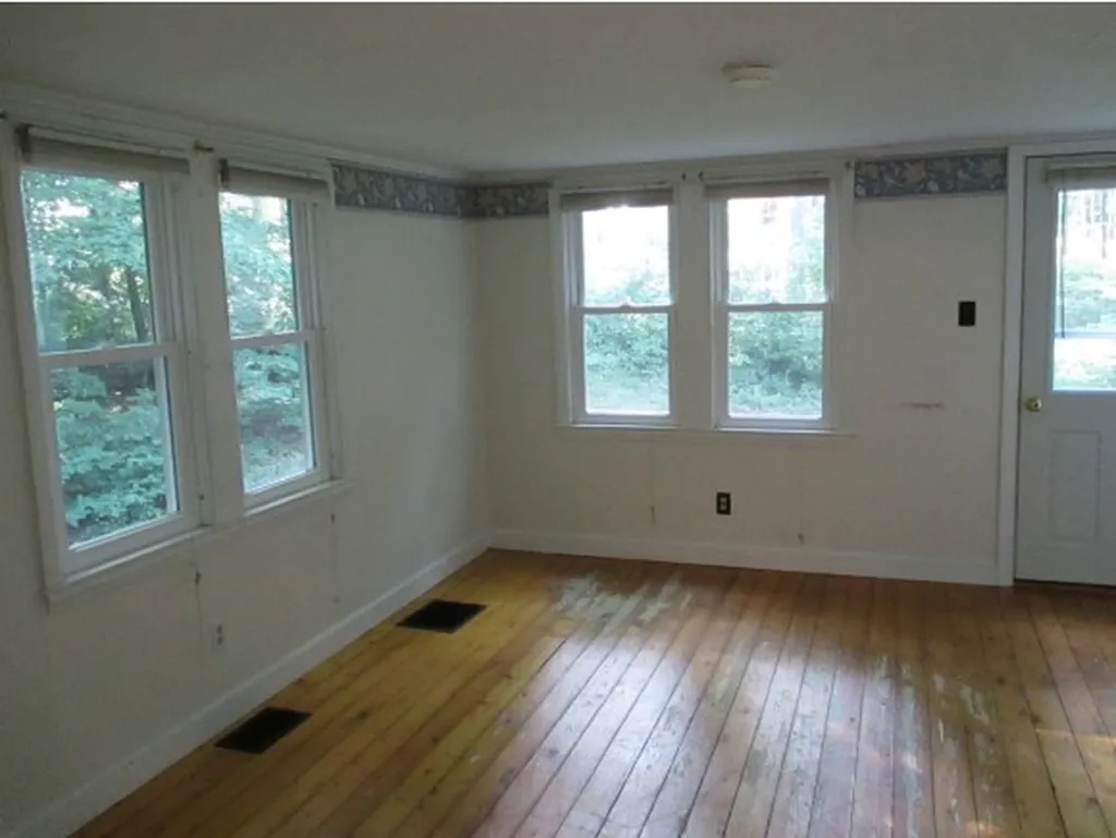 886 Forest Road Alstead NH 03602