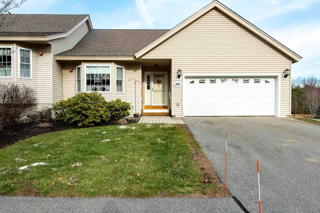 166 Hall Road Fremont NH 03044