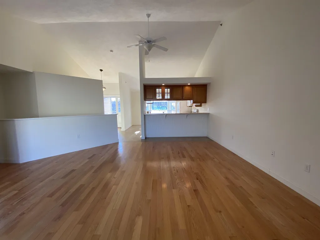 166 Hall Road Fremont NH 03044