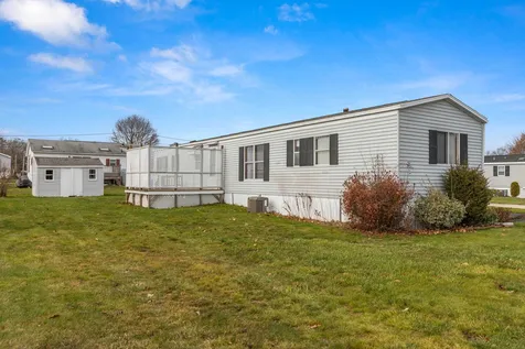 114 Whip Poor Will Street Seabrook NH 03874