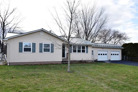 27 Maple Manor Vergennes VT 05491