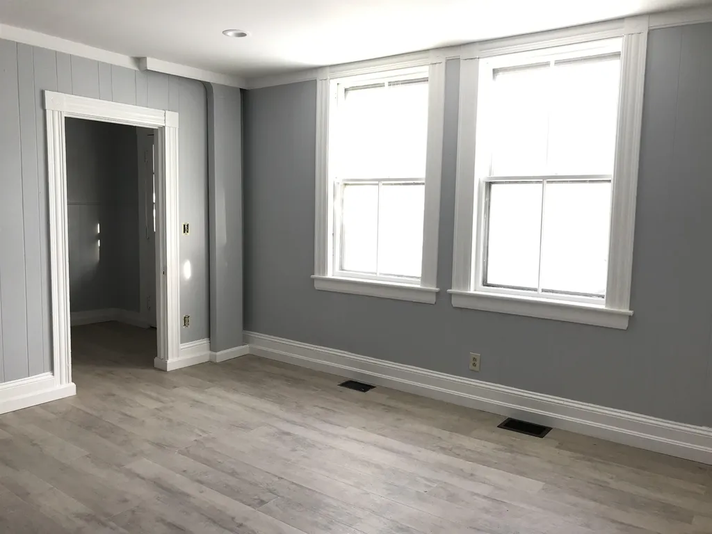 17 Snows Court Dover NH 03820