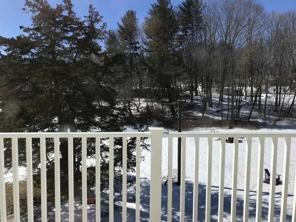 17 Snows Court Dover NH 03820