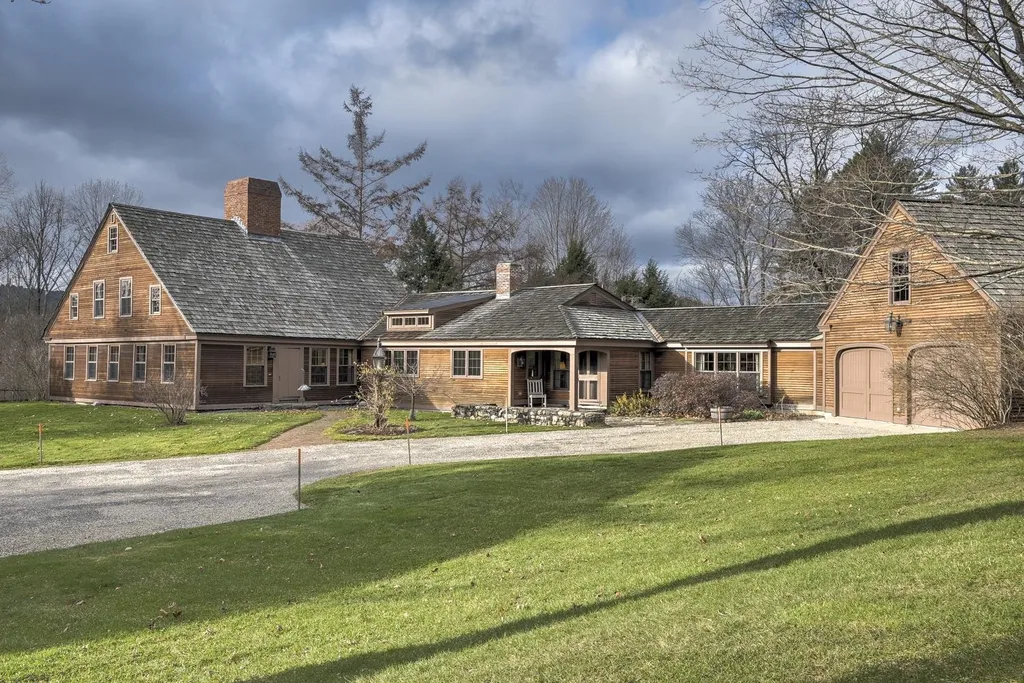 515 East Surry Road Surry NH 03431