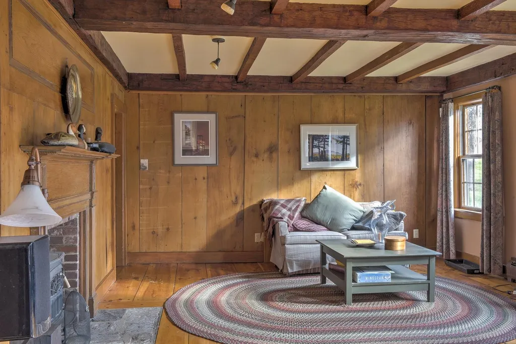 515 East Surry Road Surry NH 03431