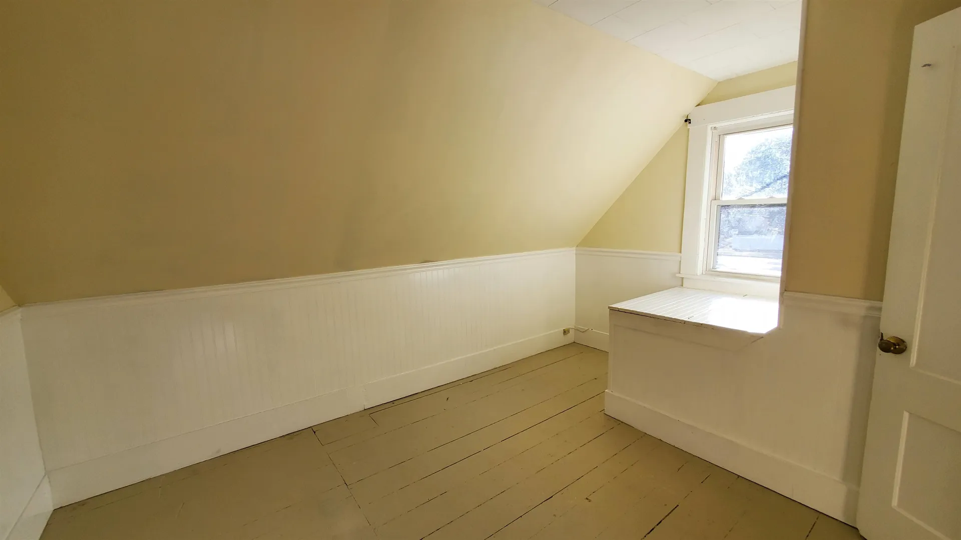 32 Chestnut Street Hartford VT 05088