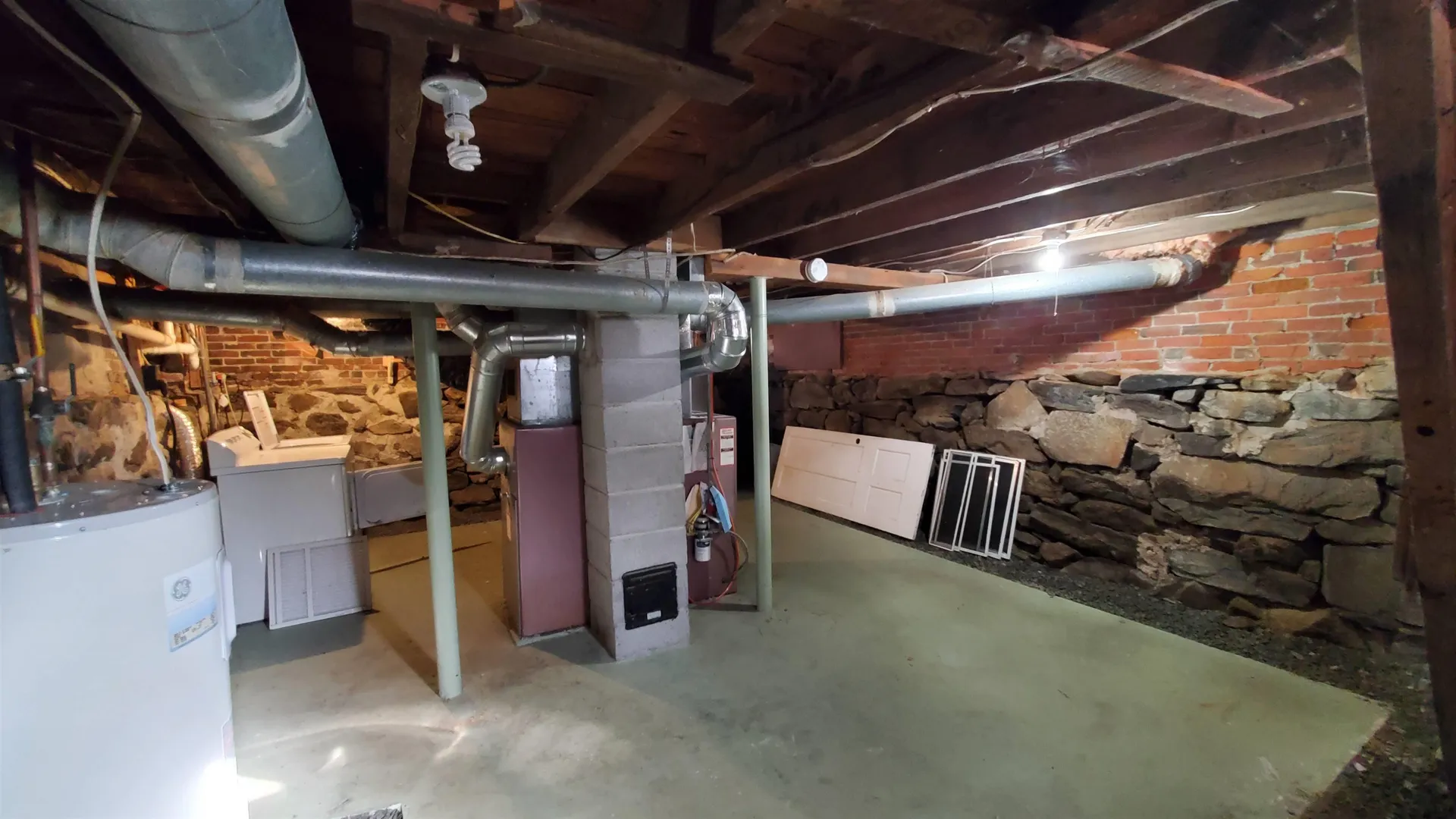 32 Chestnut Street Hartford VT 05088