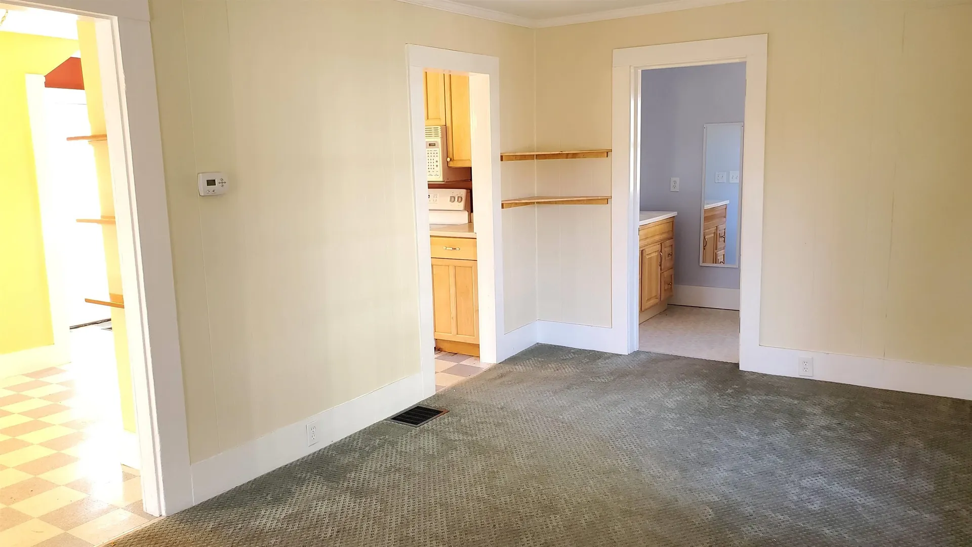 32 Chestnut Street Hartford VT 05088