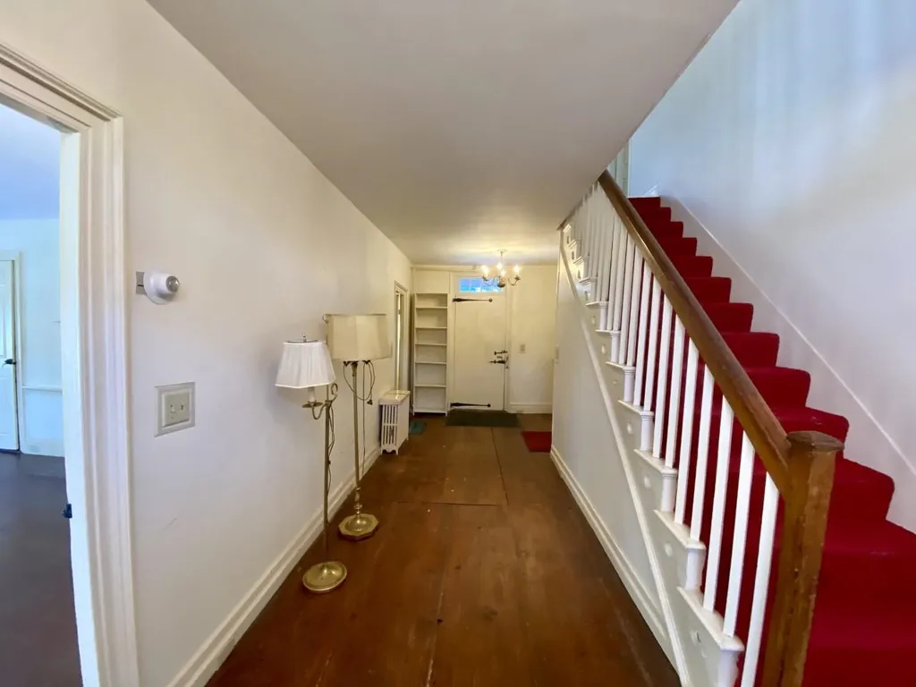 13 Flat Iron Road Plainfield NH 03781
