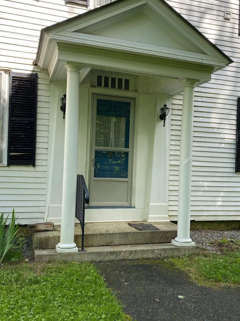 13 Flat Iron Road Plainfield NH 03781