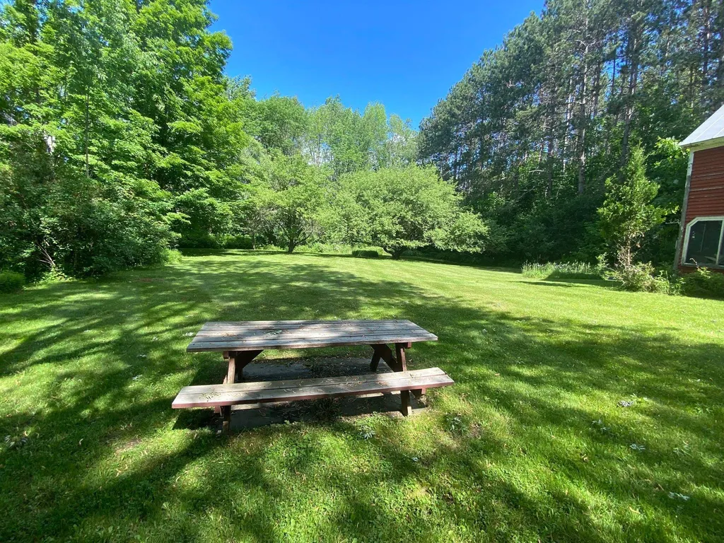 13 Flat Iron Road Plainfield NH 03781