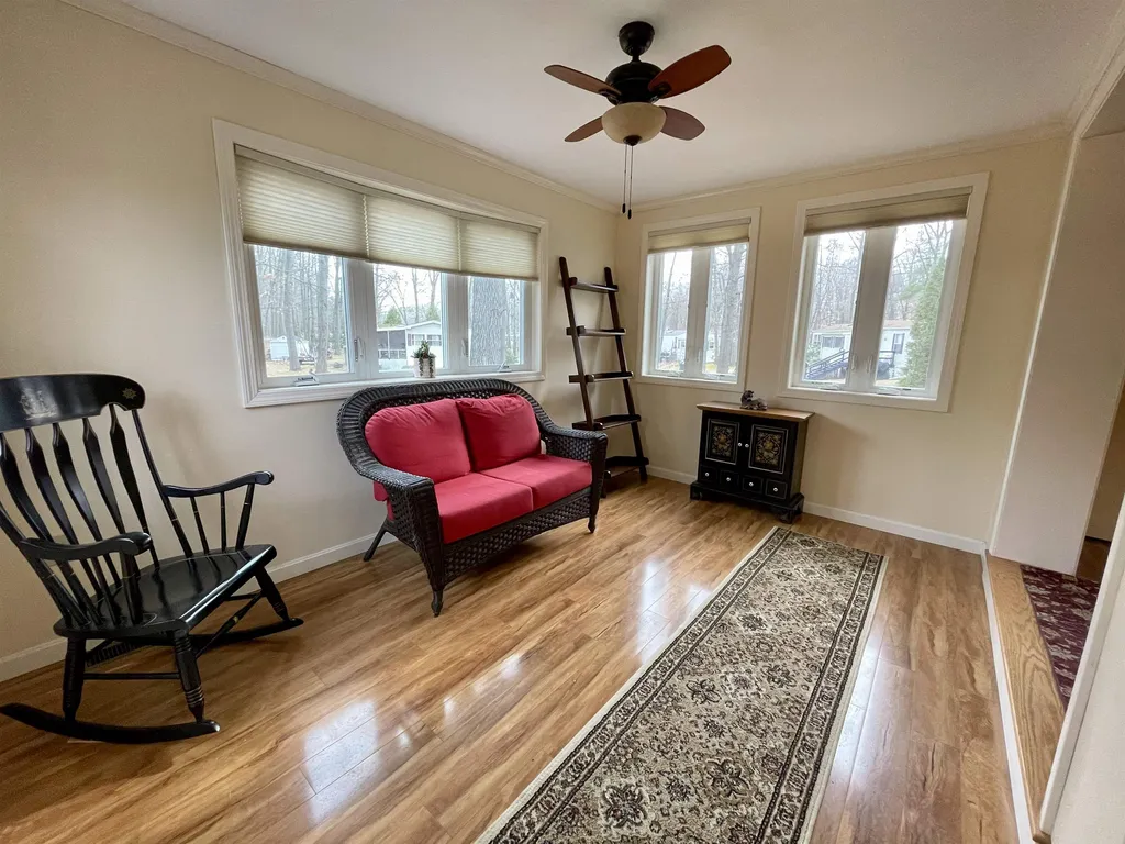 97 Cynthia Circle Seabrook NH 03874