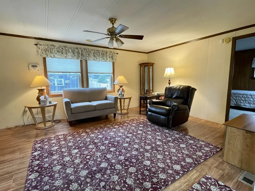97 Cynthia Circle Seabrook NH 03874