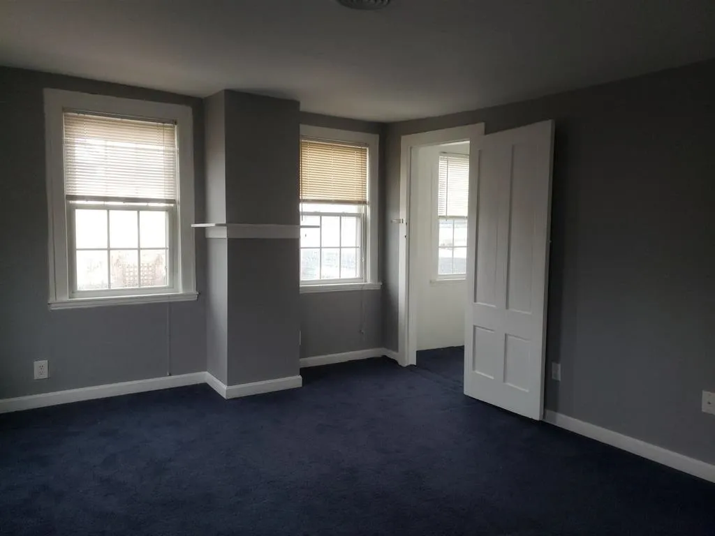 65 High Street Somersworth NH 03878