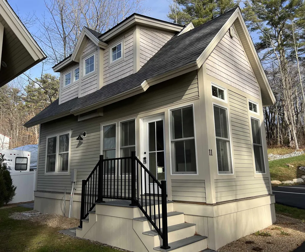 109 Weirs Boulevard Laconia NH 03246