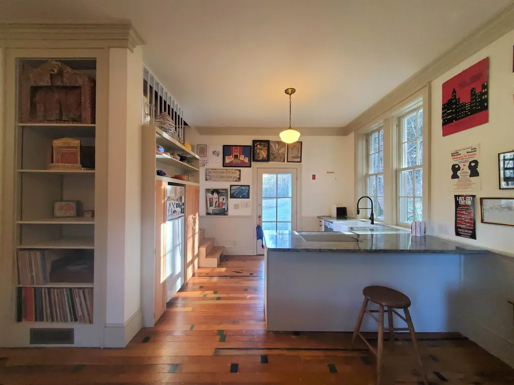 2063 Houghtonville Road Grafton VT 05146