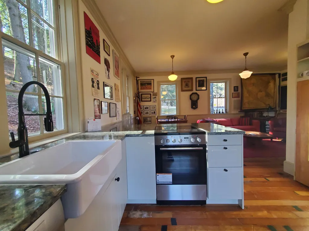 2063 Houghtonville Road Grafton VT 05146