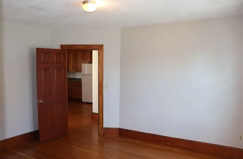 52 King Street Nashua NH 03060