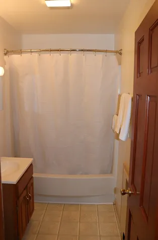 52 King Street Nashua NH 03060