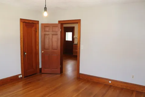 52 King Street Nashua NH 03060