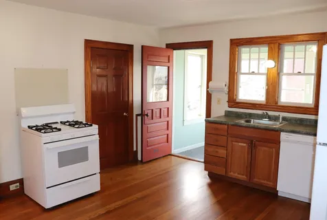 52 King Street Nashua NH 03060