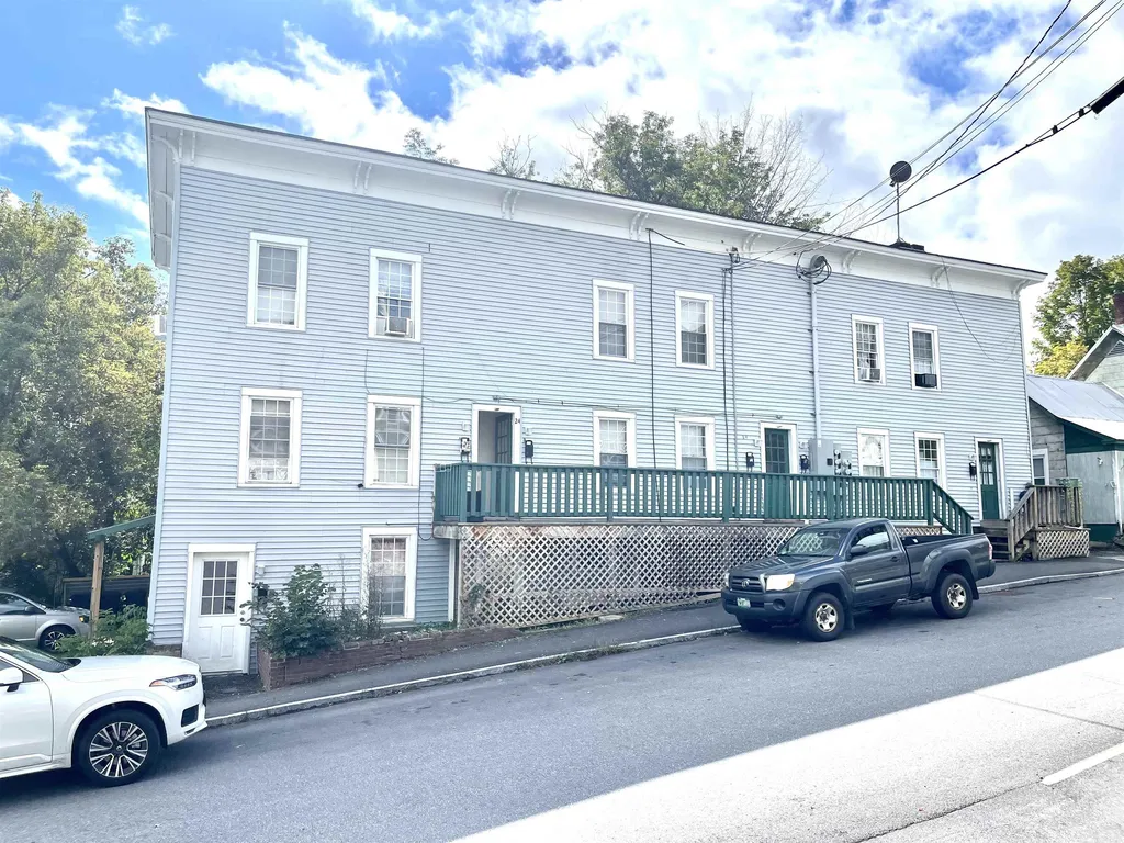 24 West Street Lebanon NH 03766