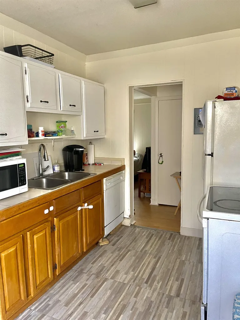 24 West Street Lebanon NH 03766