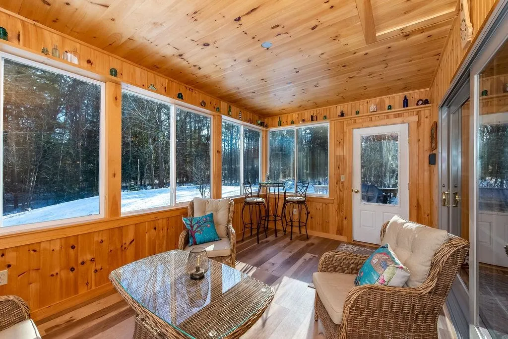 4 Beatrice Lane Newmarket NH 03857