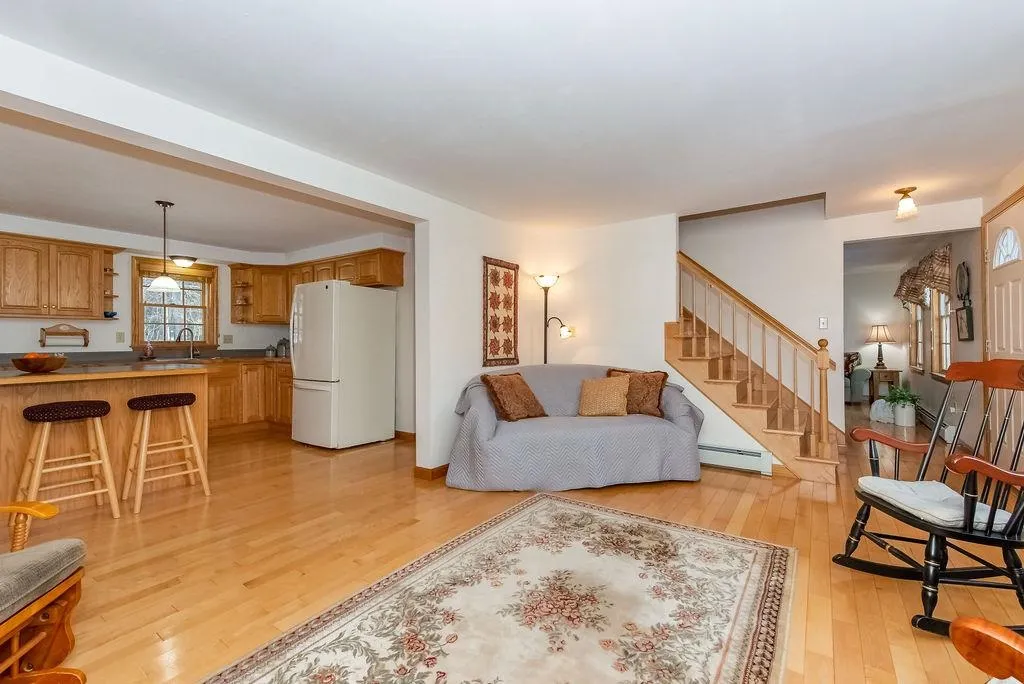 4 Beatrice Lane Newmarket NH 03857