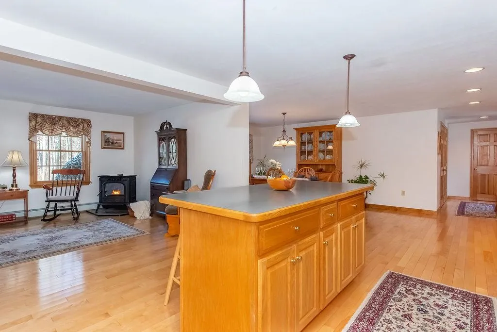 4 Beatrice Lane Newmarket NH 03857