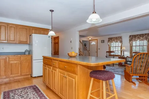 4 Beatrice Lane Newmarket NH 03857