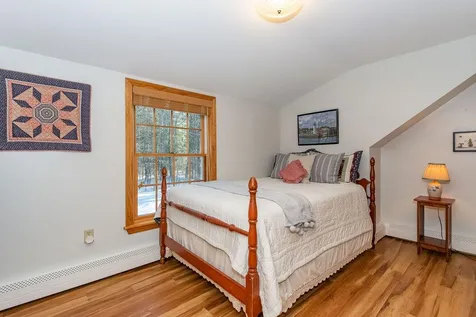4 Beatrice Lane Newmarket NH 03857