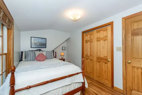 4 Beatrice Lane Newmarket NH 03857