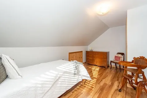 4 Beatrice Lane Newmarket NH 03857