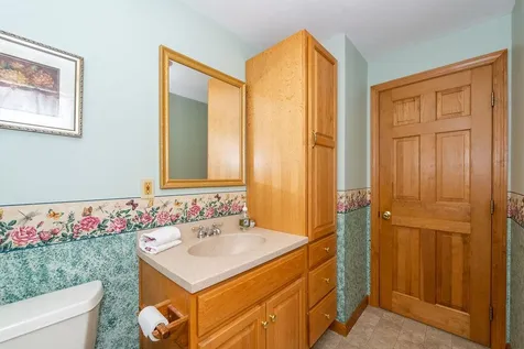 4 Beatrice Lane Newmarket NH 03857